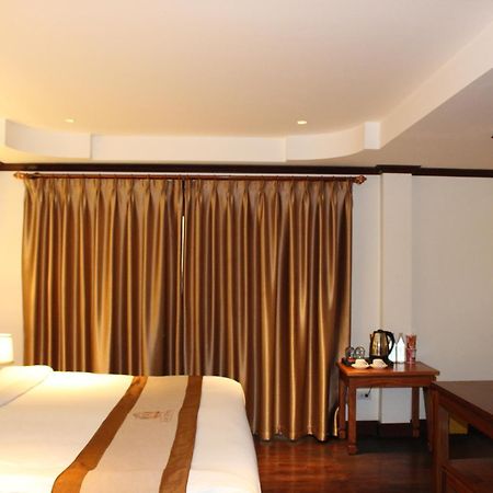 Lux Hotel Luang Prabang Exterior foto