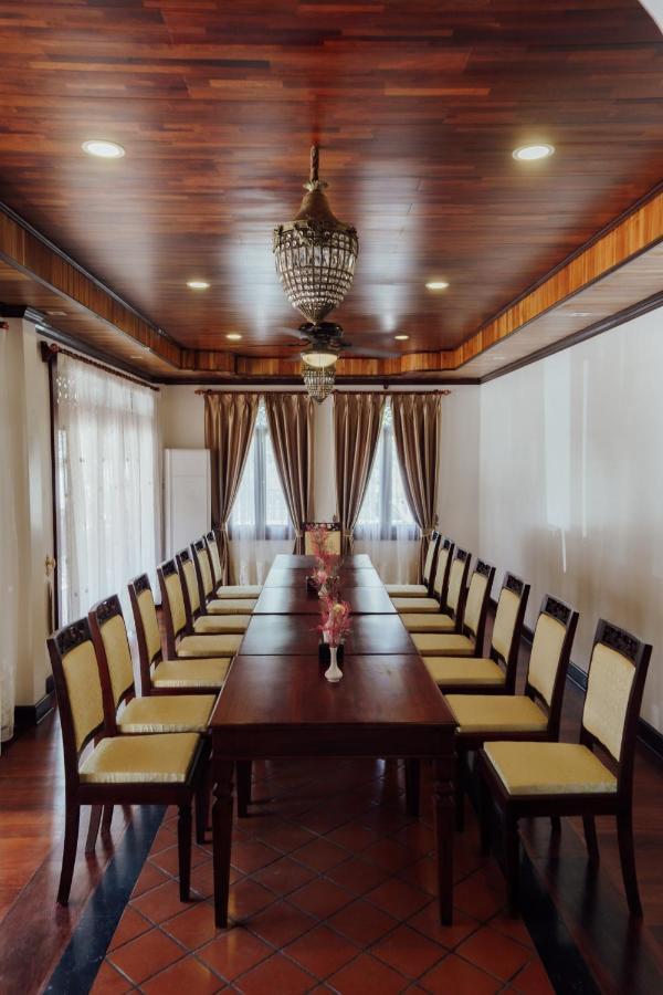 Lux Hotel Luang Prabang Exterior foto